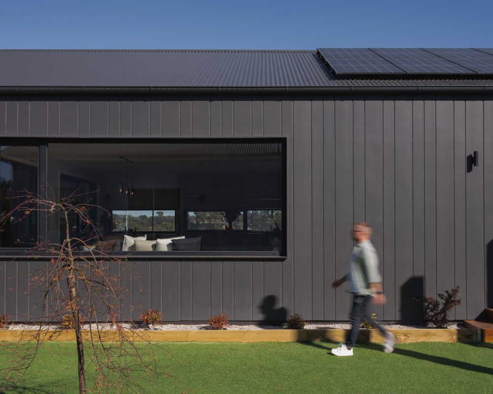 oblique-cladding-exterior-barn-swanbuild-jameshardie-73-Image_Gallery_JH_Website JH Website